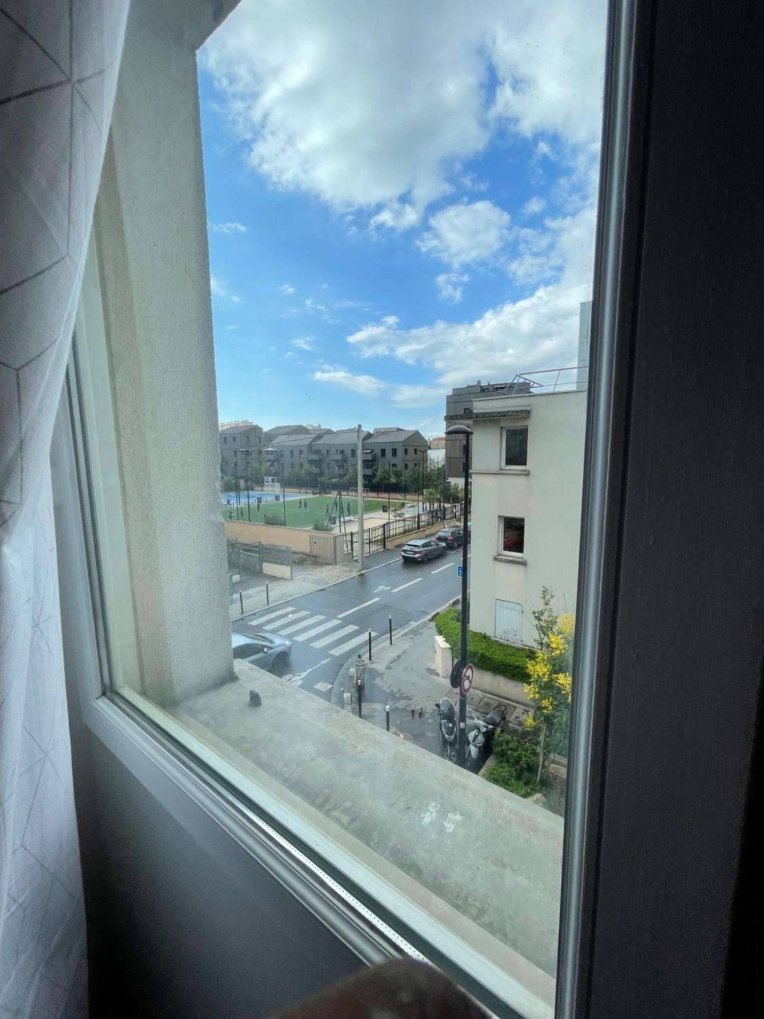 Jolie Chambre Proche De Paris Et Sa Peripherie Aubervilliers Exterior photo