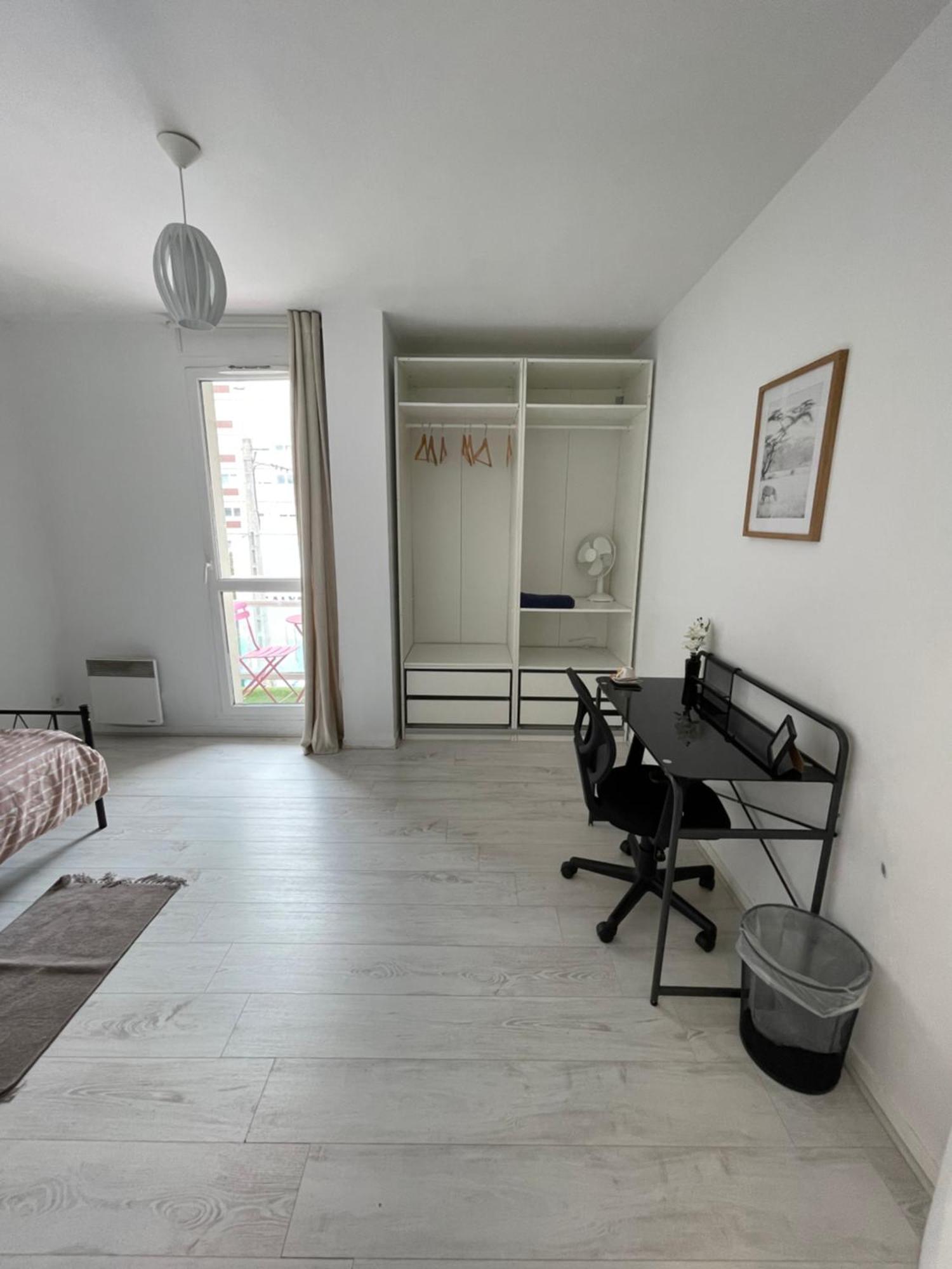 Jolie Chambre Proche De Paris Et Sa Peripherie Aubervilliers Exterior photo